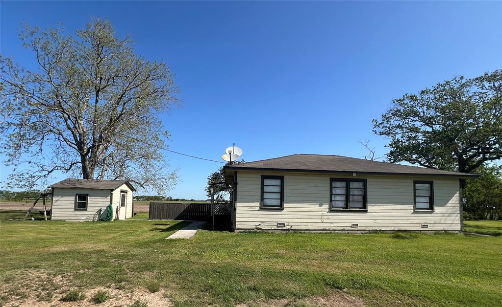 4556 County Road 307 Rd, Louise, Texas image 5