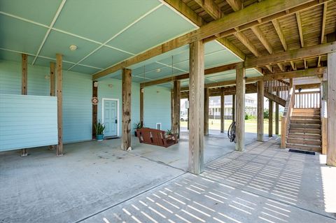 A home in Crystal Beach