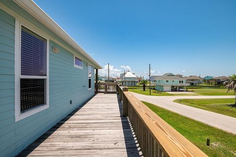 A home in Crystal Beach