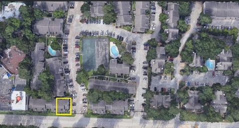 17331 Red Oak Drive 8 Houston TX 77090