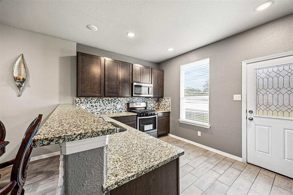 24818 Russet Bluff Trail, Houston, Texas image 6