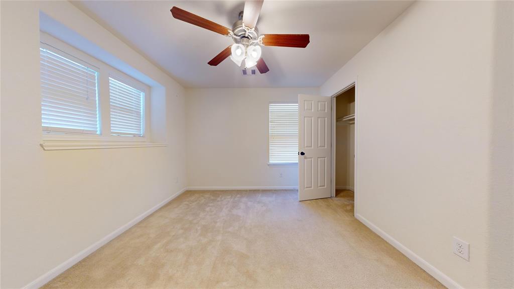 2702 Skyview Moon Drive, Houston, Texas image 31
