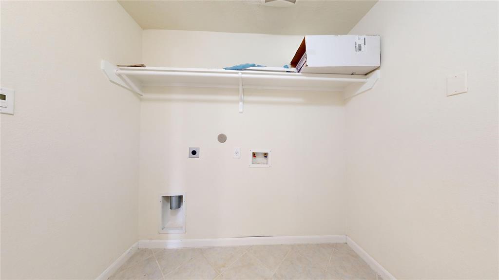 2702 Skyview Moon Drive, Houston, Texas image 29