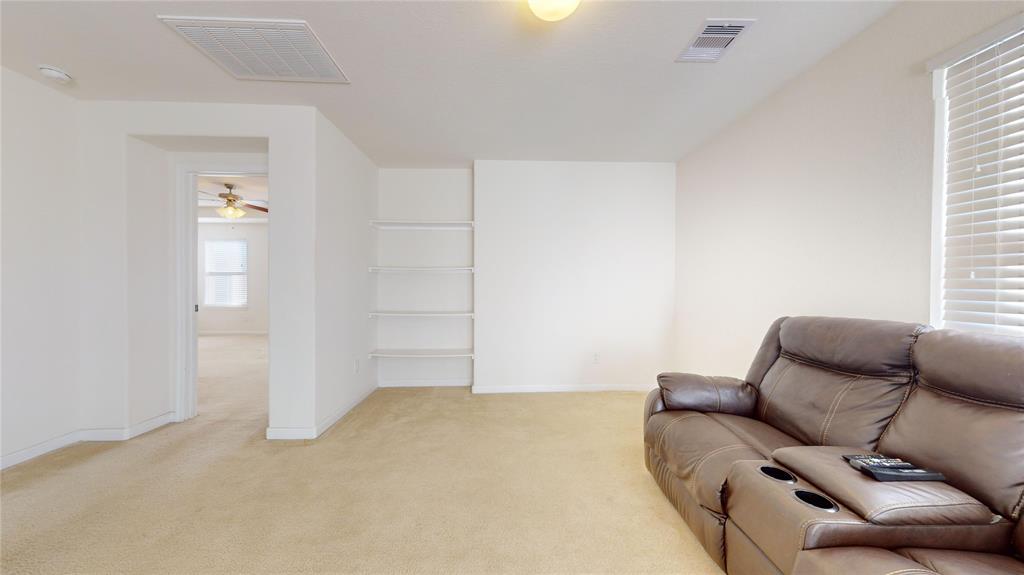 2702 Skyview Moon Drive, Houston, Texas image 36