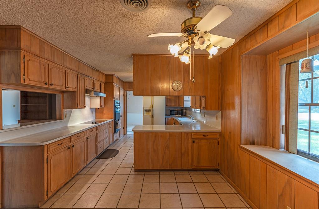 1345 10th Street, Hempstead, Texas image 16
