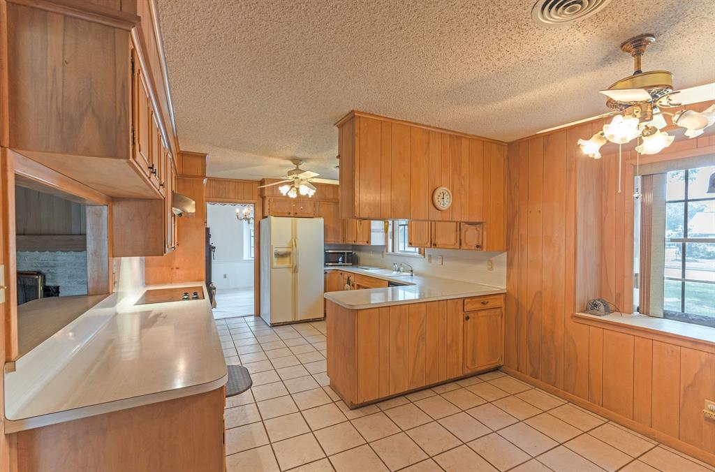 1345 10th Street, Hempstead, Texas image 17