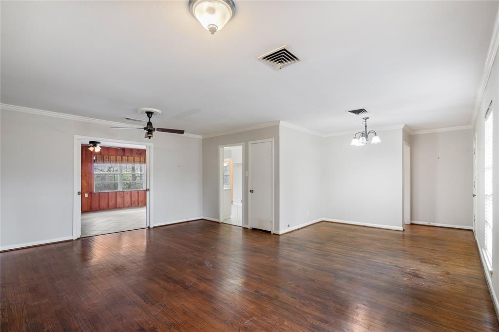 1504 N San Jacinto Street, Conroe, Texas image 6