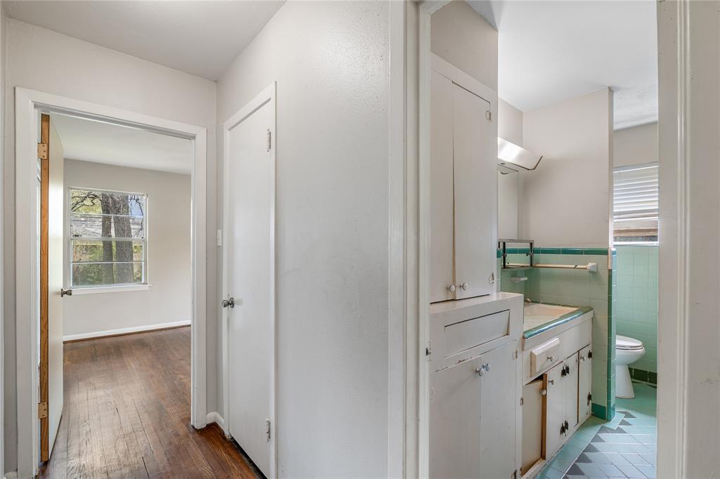 1504 N San Jacinto Street, Conroe, Texas image 16
