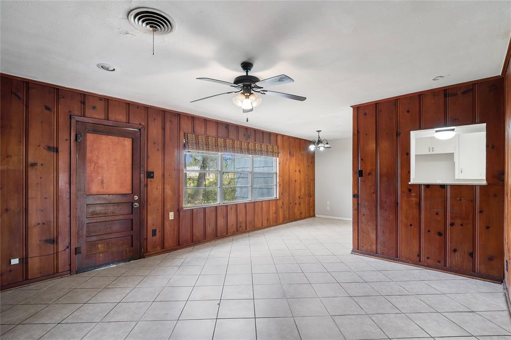 1504 N San Jacinto Street, Conroe, Texas image 8
