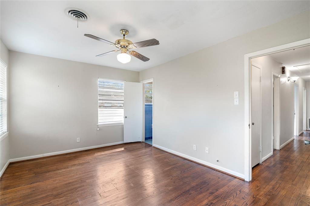1504 N San Jacinto Street, Conroe, Texas image 21