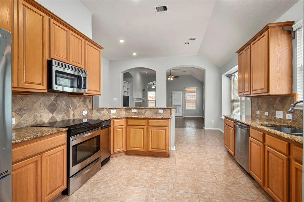 14515 Dakota Bend Drive, Cypress, Texas image 7
