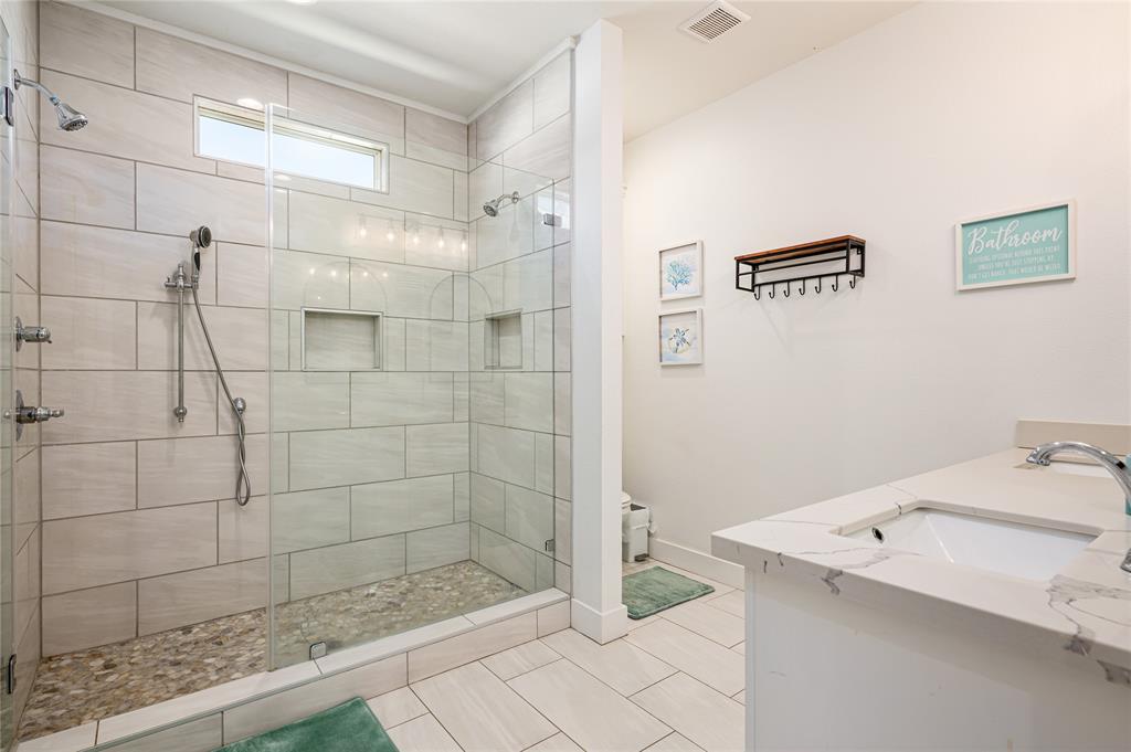 968 Pelican Lane, Crystal Beach, Texas image 21