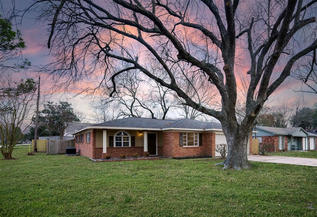 2626 Hillshire