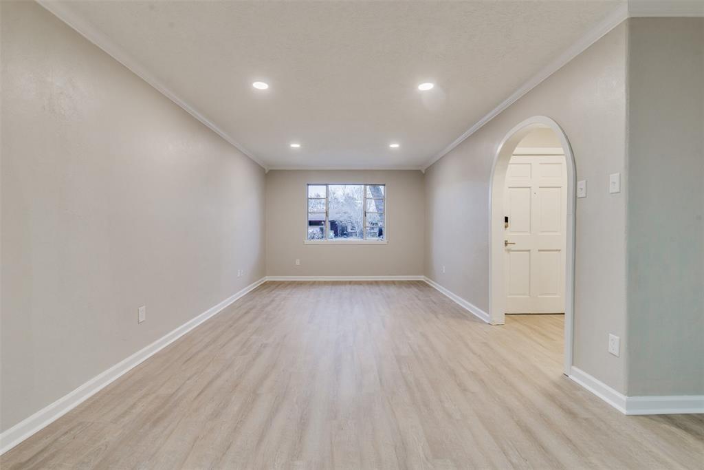 2626 Hillshire