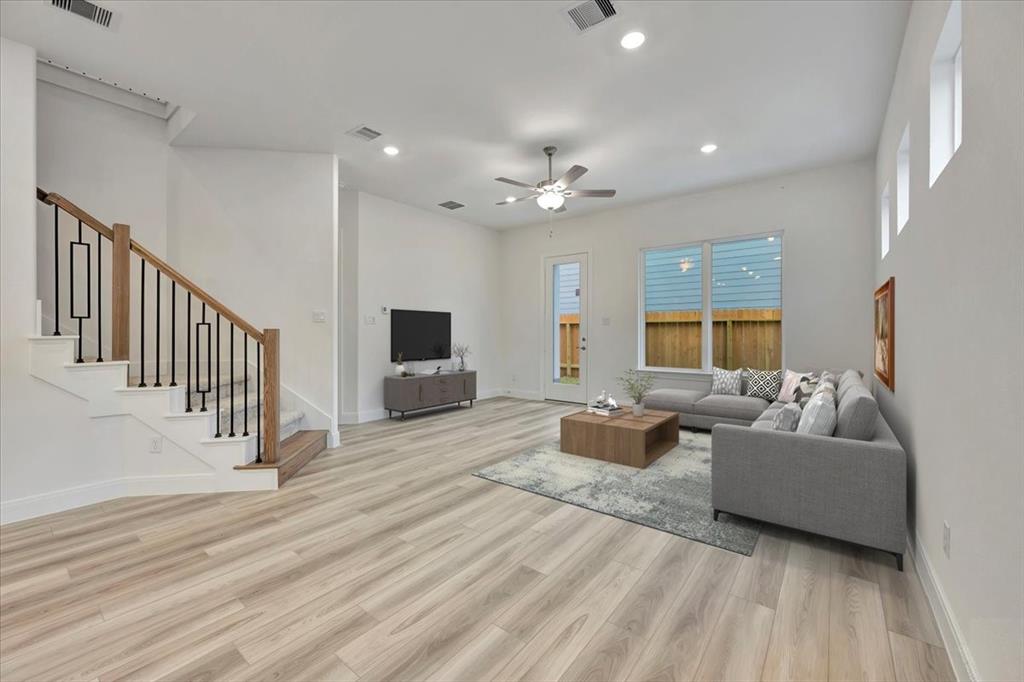 10016 Cloud Mist Drive, Houston, Texas image 10