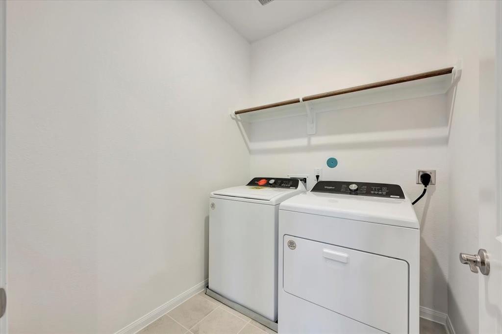 10016 Cloud Mist Drive, Houston, Texas image 19
