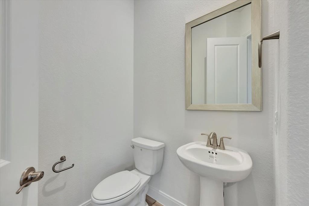 10016 Cloud Mist Drive, Houston, Texas image 11