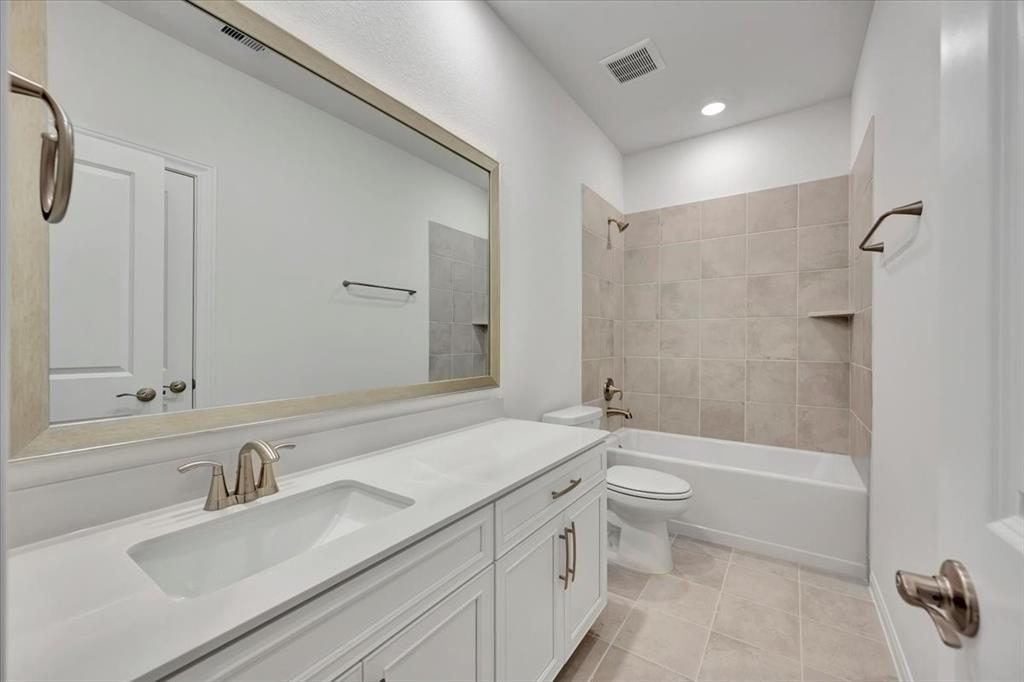 10016 Cloud Mist Drive, Houston, Texas image 25