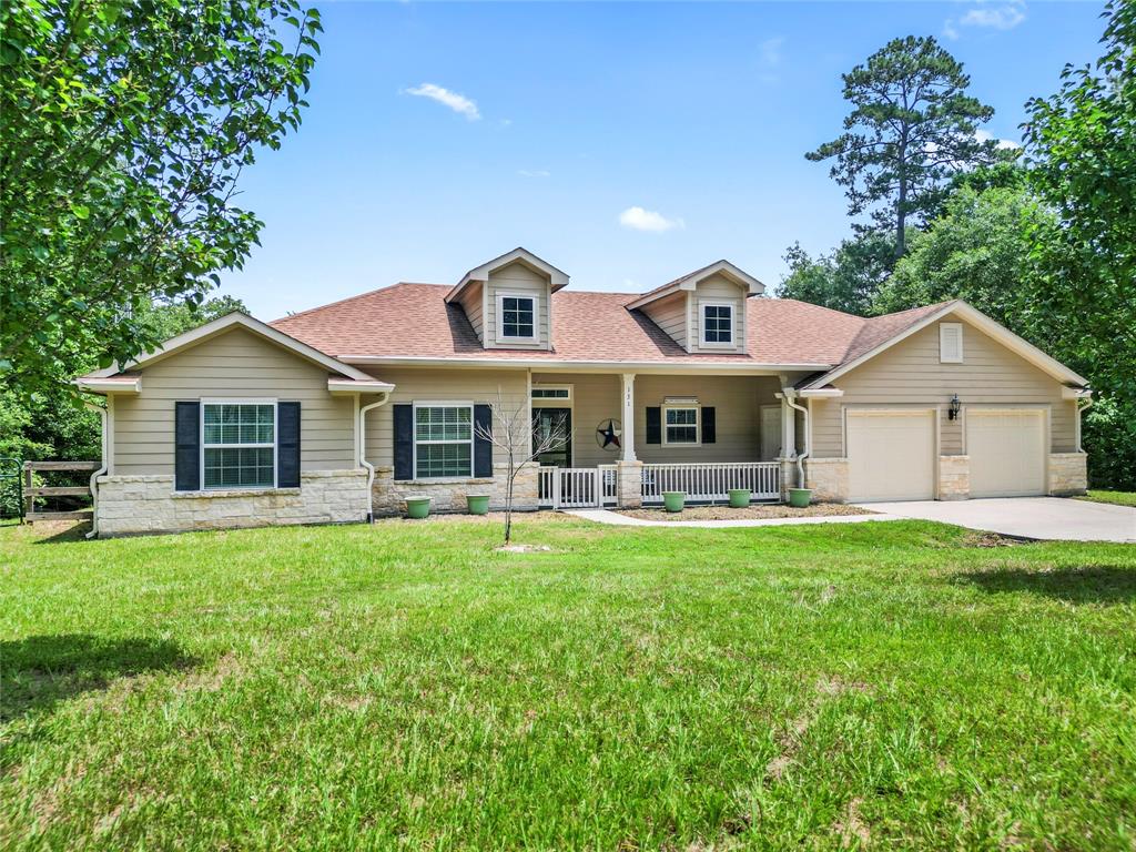 131 Dogwood Lane, Huntsville, Texas image 1