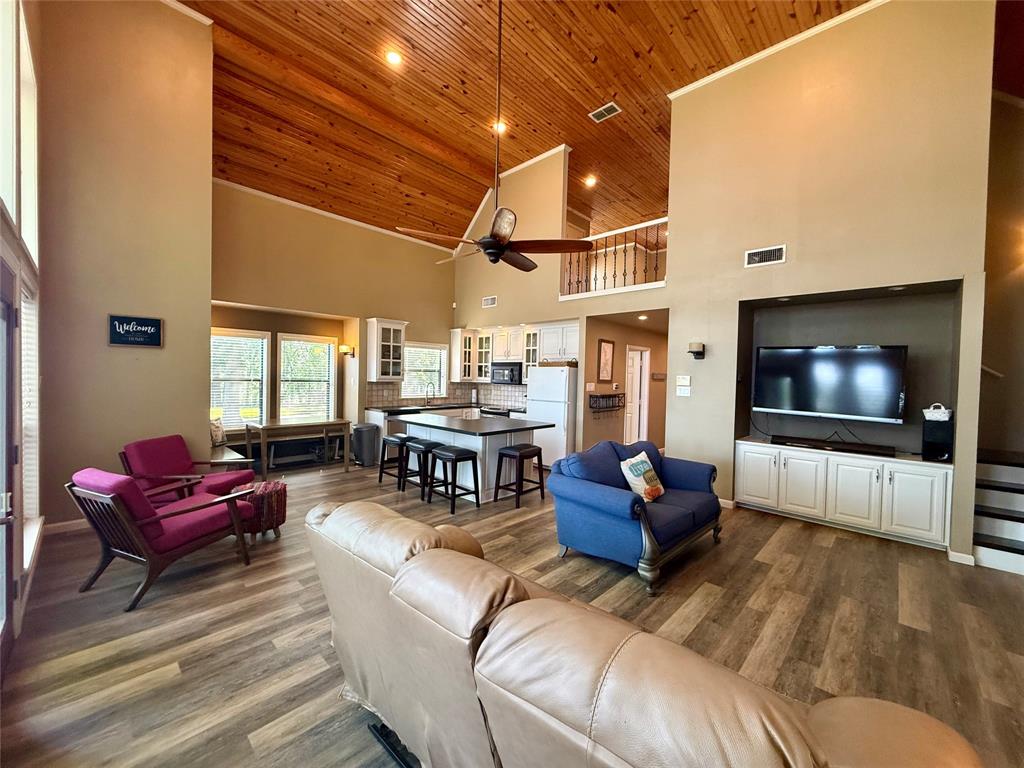 211 County Road 3119, Jacksonville, Texas image 13