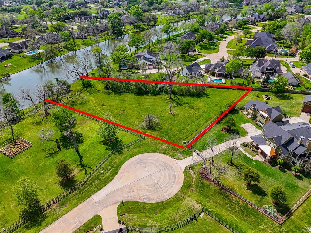 30602 Lower Oxbow Trace, Fulshear, Texas image 1