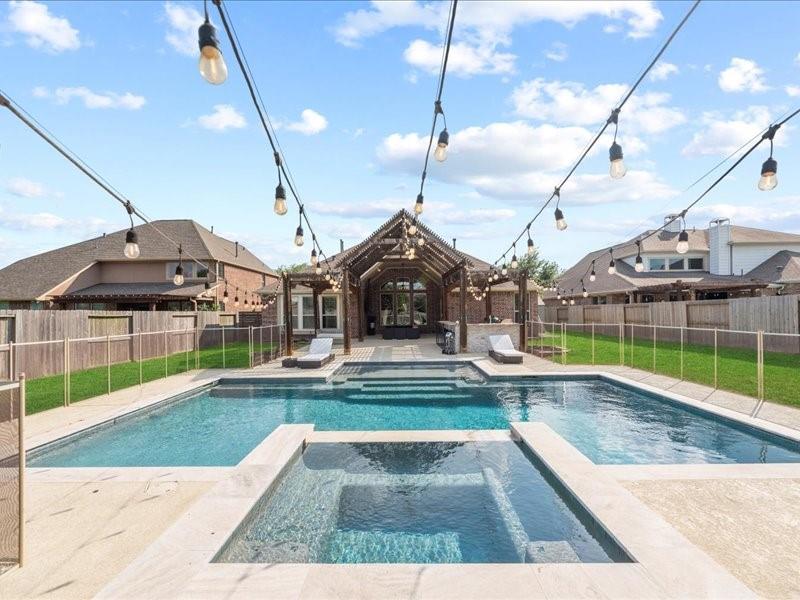 17806 Creek Bluff Lane
