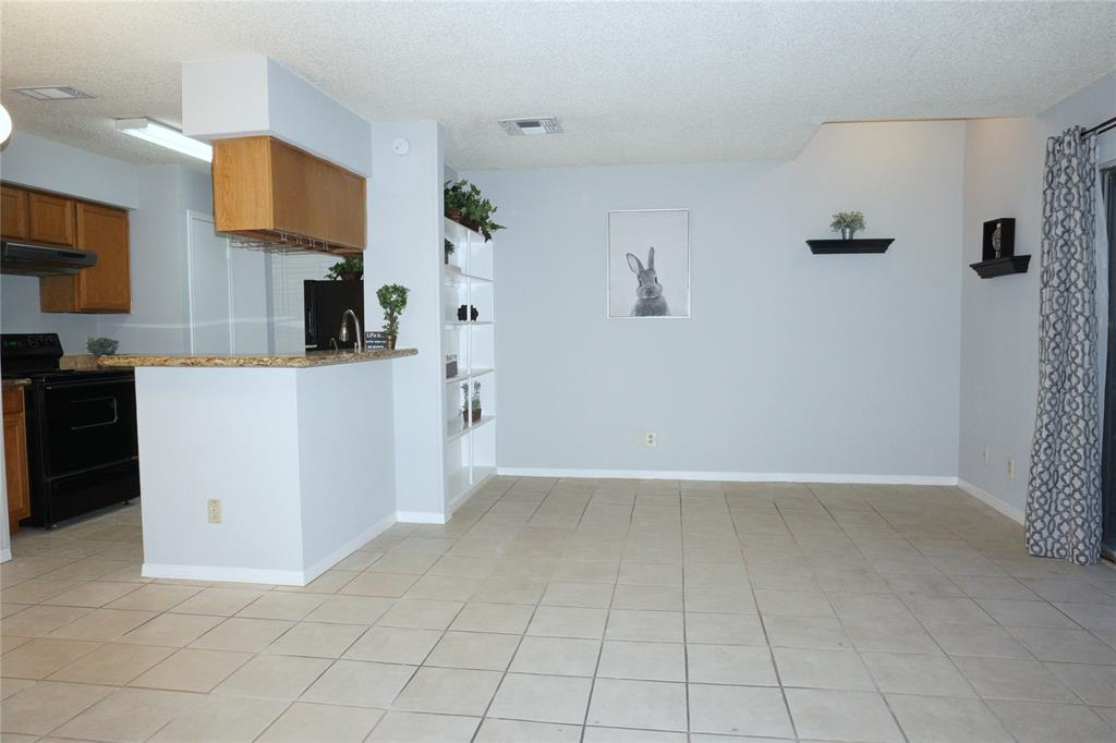 3600 Jeanetta Street 201