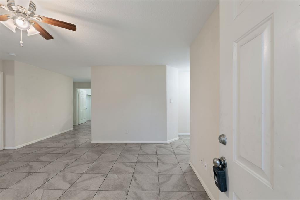 12502 Hackberry Drive, Willis, Texas image 6