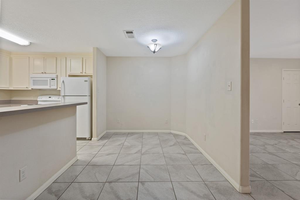 12502 Hackberry Drive, Willis, Texas image 12