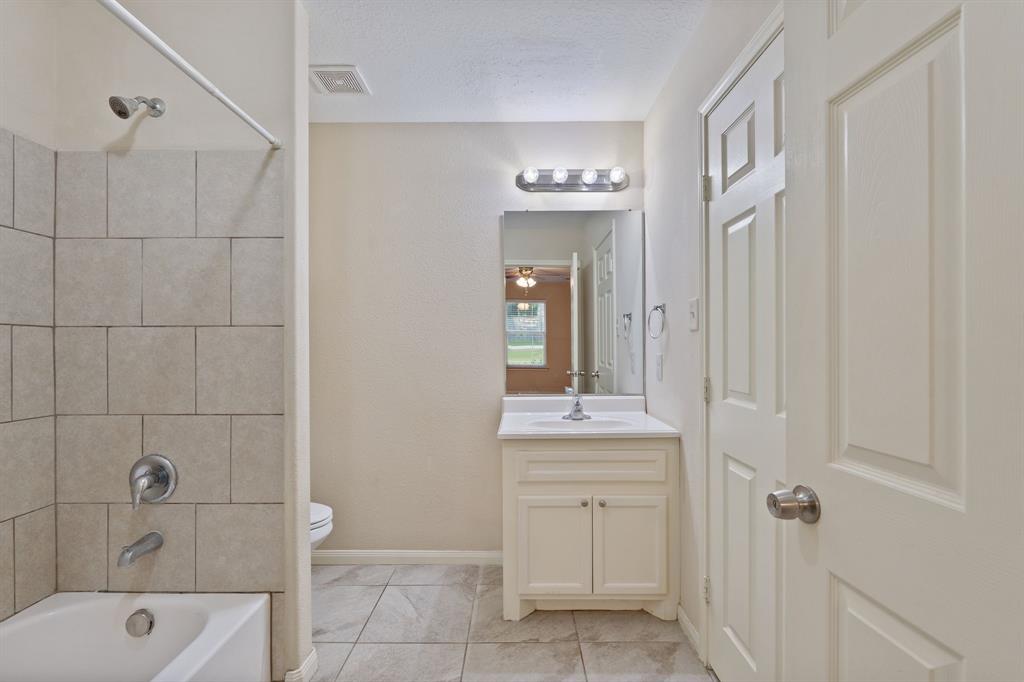 12502 Hackberry Drive, Willis, Texas image 22