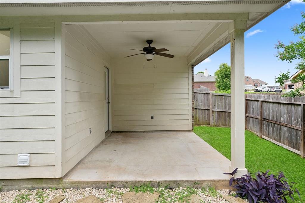 12502 Hackberry Drive, Willis, Texas image 38