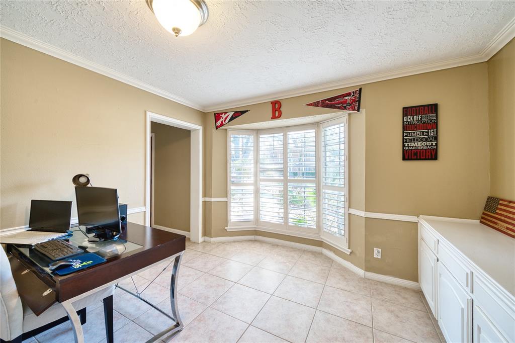 3802 Millbridge Drive, Houston, Texas image 9