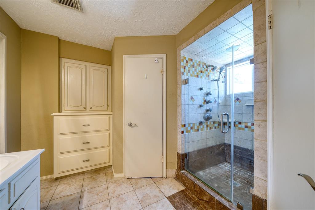 3802 Millbridge Drive, Houston, Texas image 31