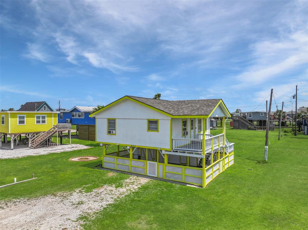 611 Fort Velasco Drive, Surfside Beach, Texas image 3
