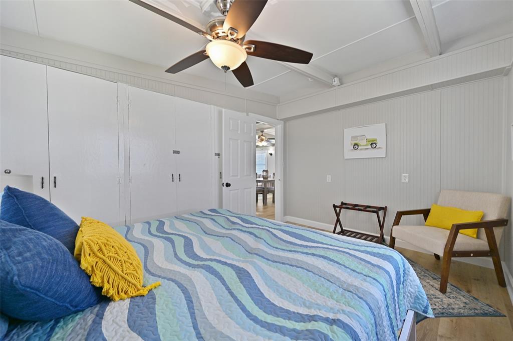 611 Fort Velasco Drive, Surfside Beach, Texas image 22