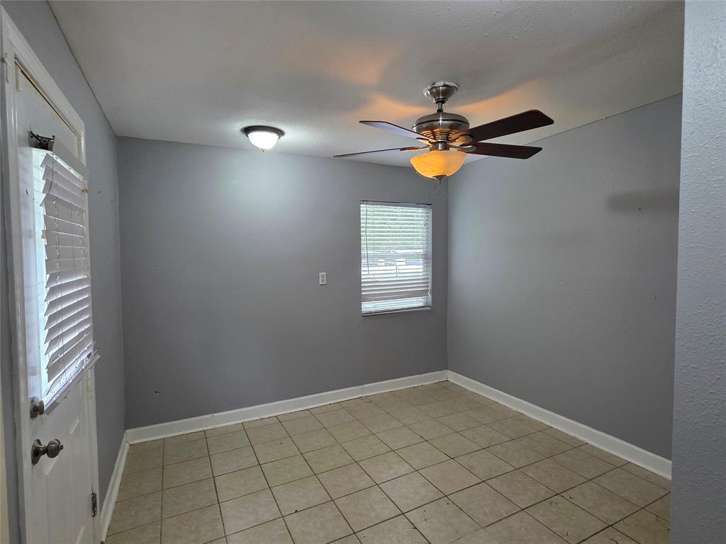 1902 1/2 Beaumont Street, League City, Texas image 13