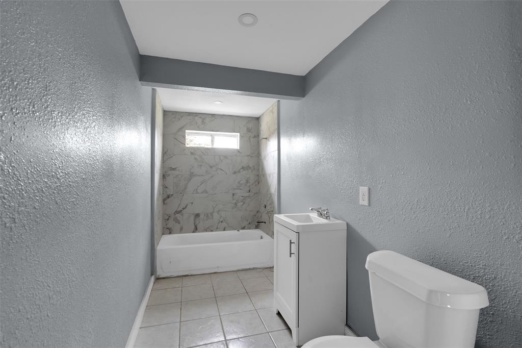 1016 Apache Street, Houston, Texas image 7