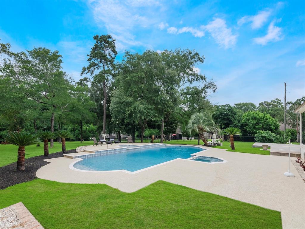 23226 Oak Hollow Lane