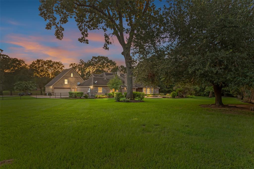 19309 Whispering Grove