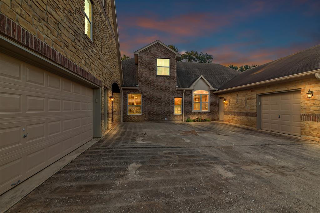 19309 Whispering Grove