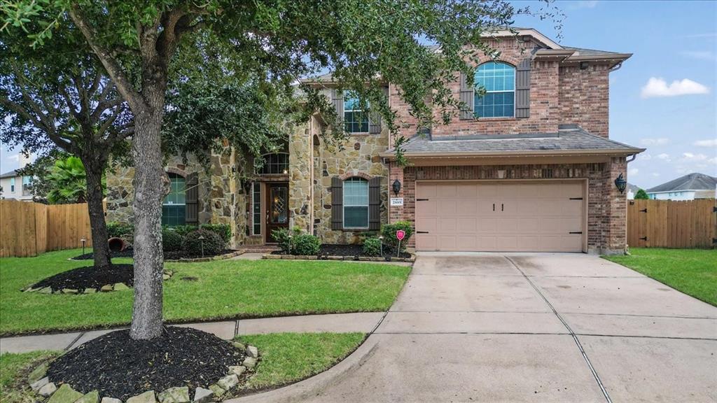 2885 Emilia Court, League City, Texas image 3