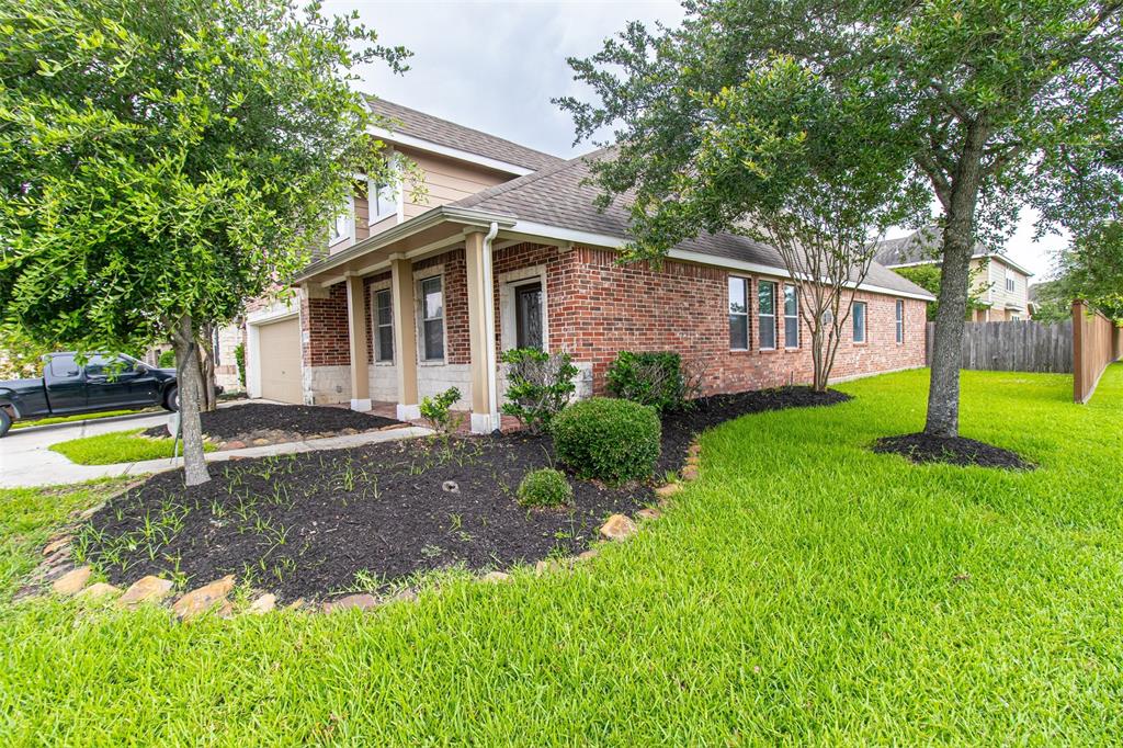 15102 Dry Ridge Court, Humble, Texas image 2