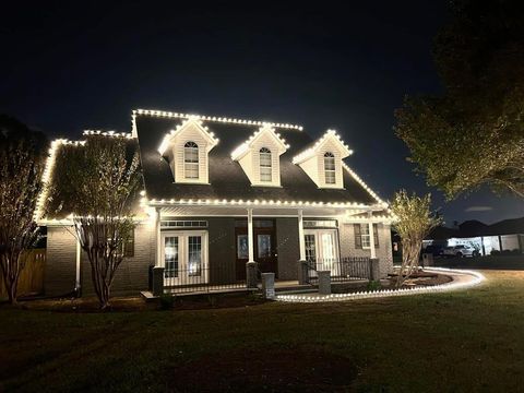 A home in Port Neches