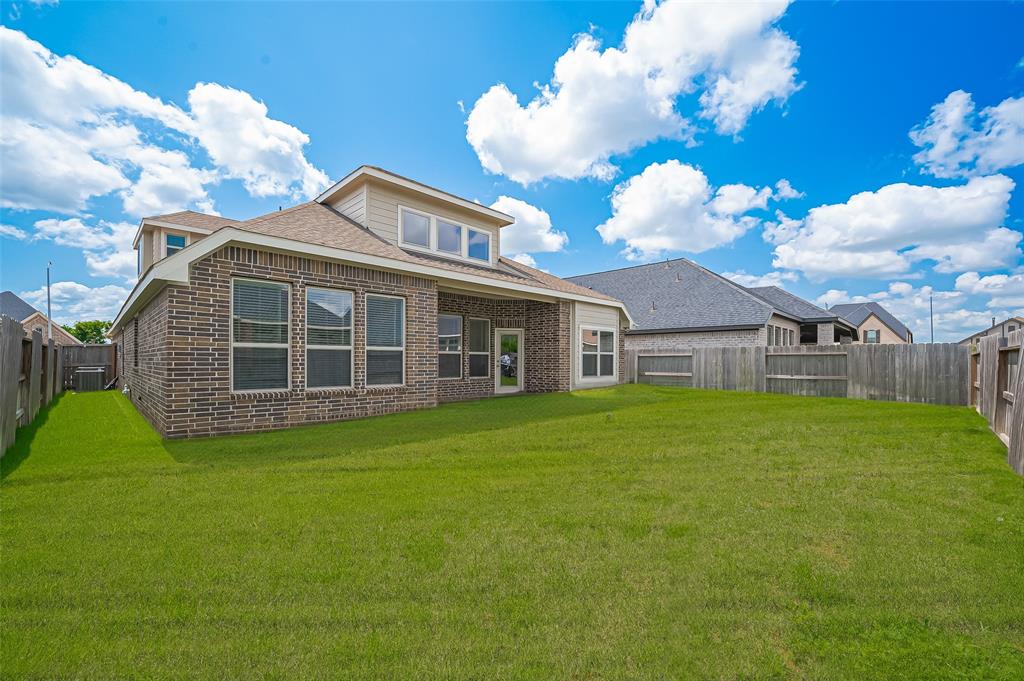 1415 Stuart Run Drive, Richmond, Texas image 37