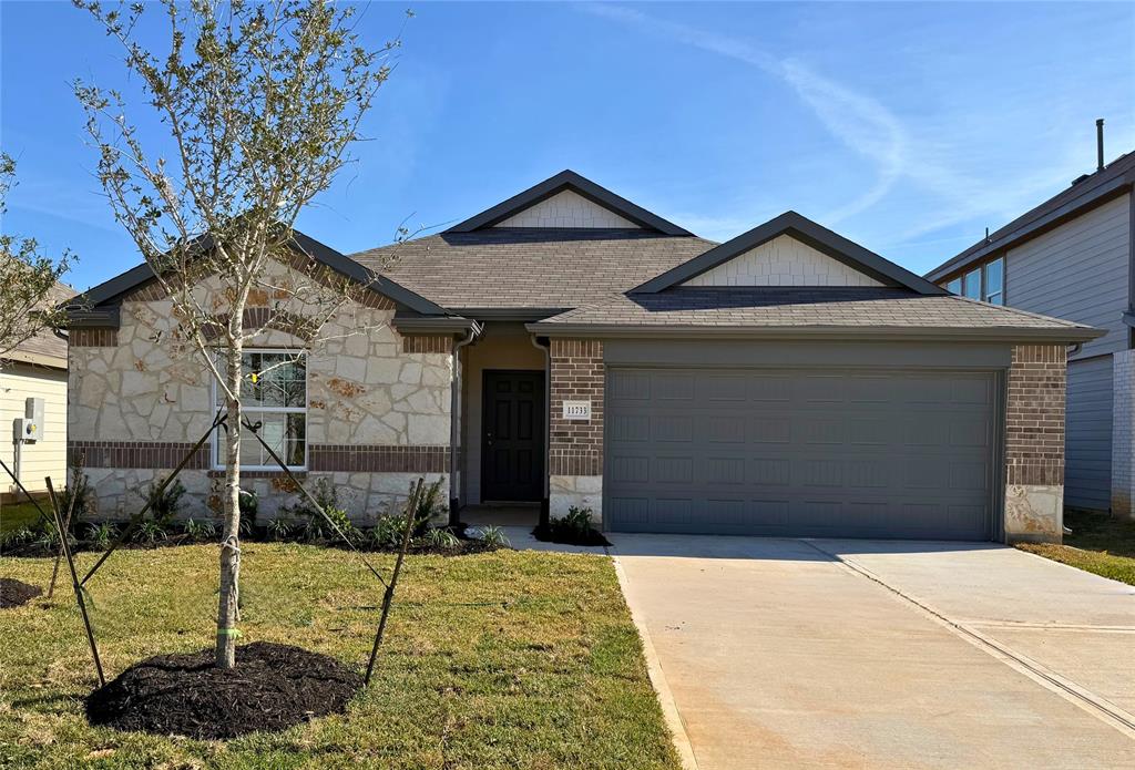 11733 Airspeed Drive, Conroe, Texas image 1