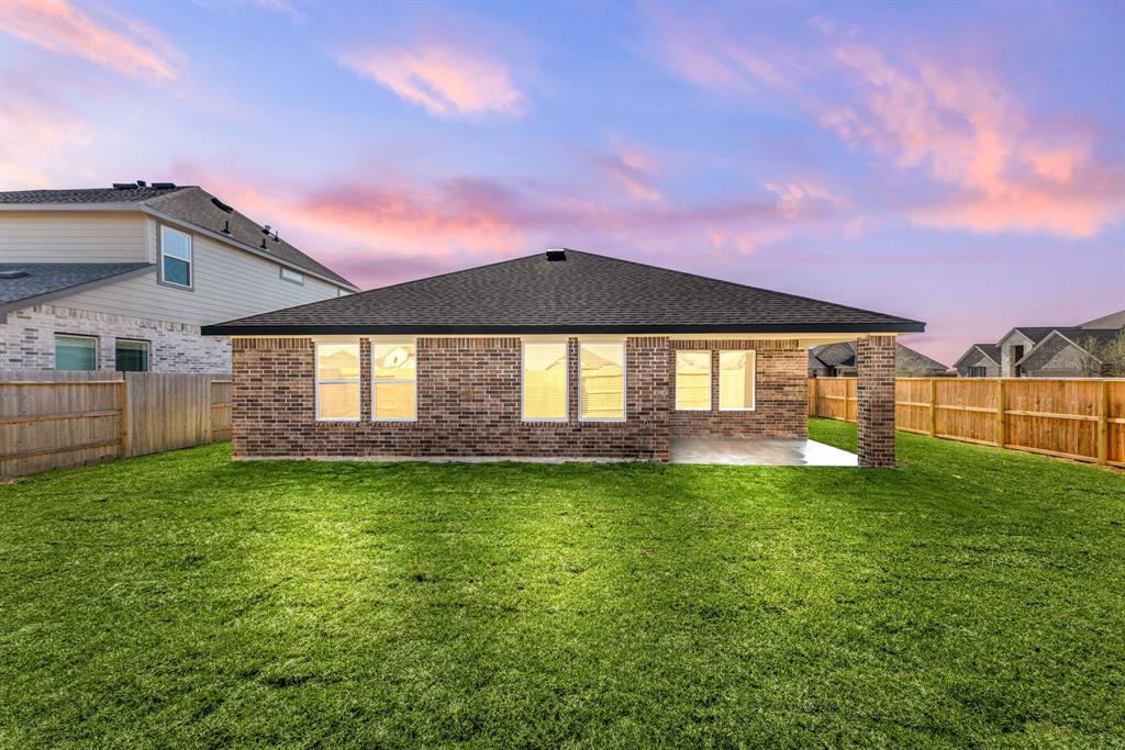 2916 Windbound Drive, Texas City, Texas image 16