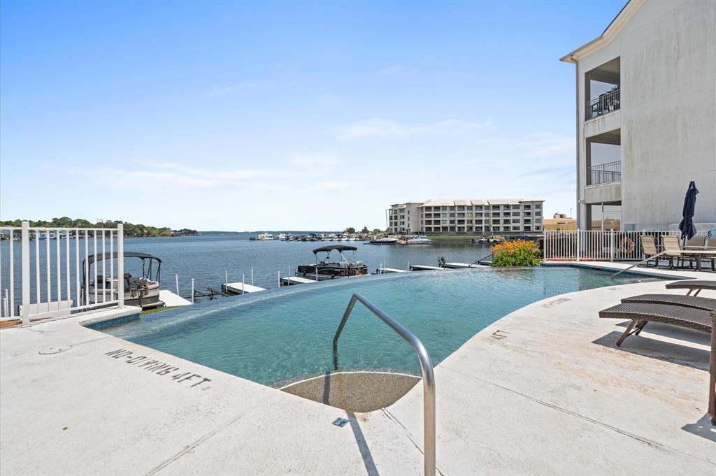 168 Lake Point Boulevard C202