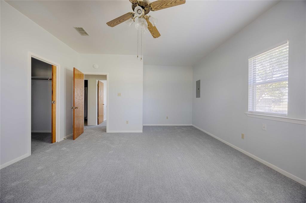 3814 Maeker Road, Flatonia, Texas image 14
