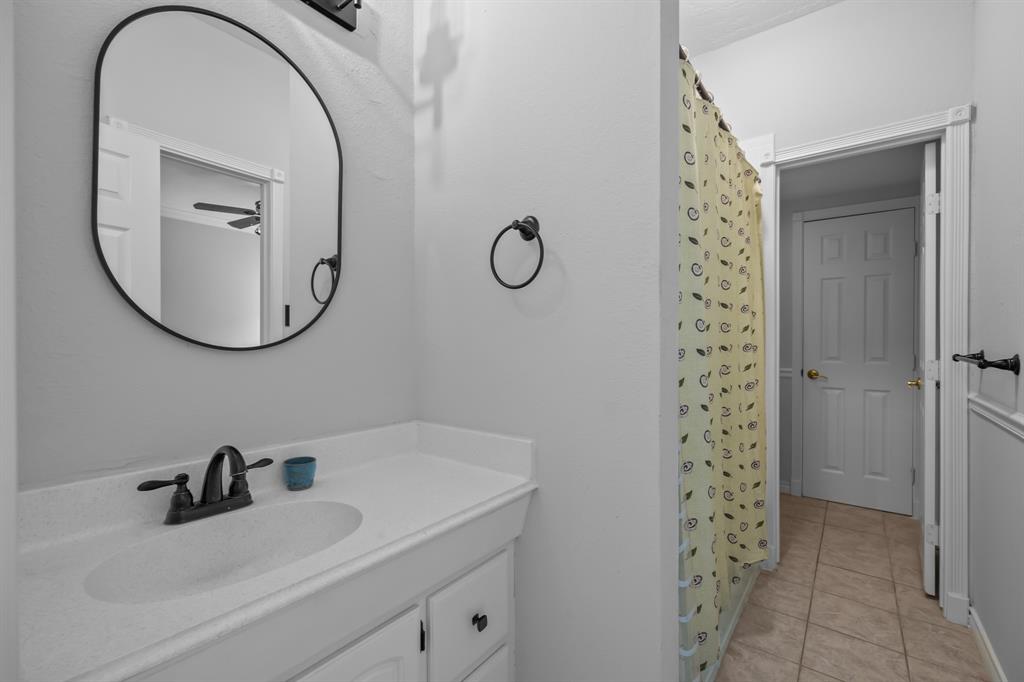 2350 Hawk Meadows, Pearland, Texas image 18