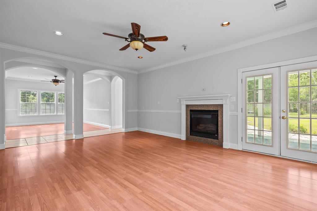 2350 Hawk Meadows, Pearland, Texas image 7